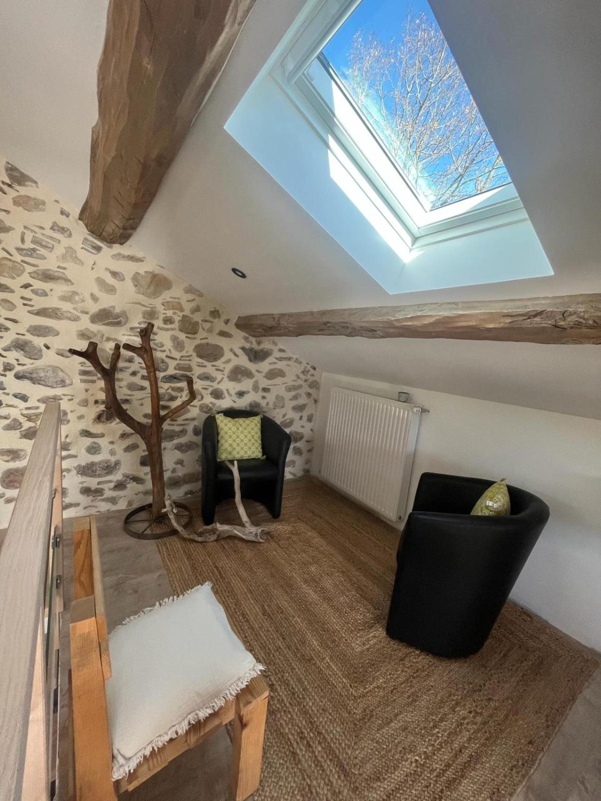 Les Gites Du Saro Chabestan Extérieur photo