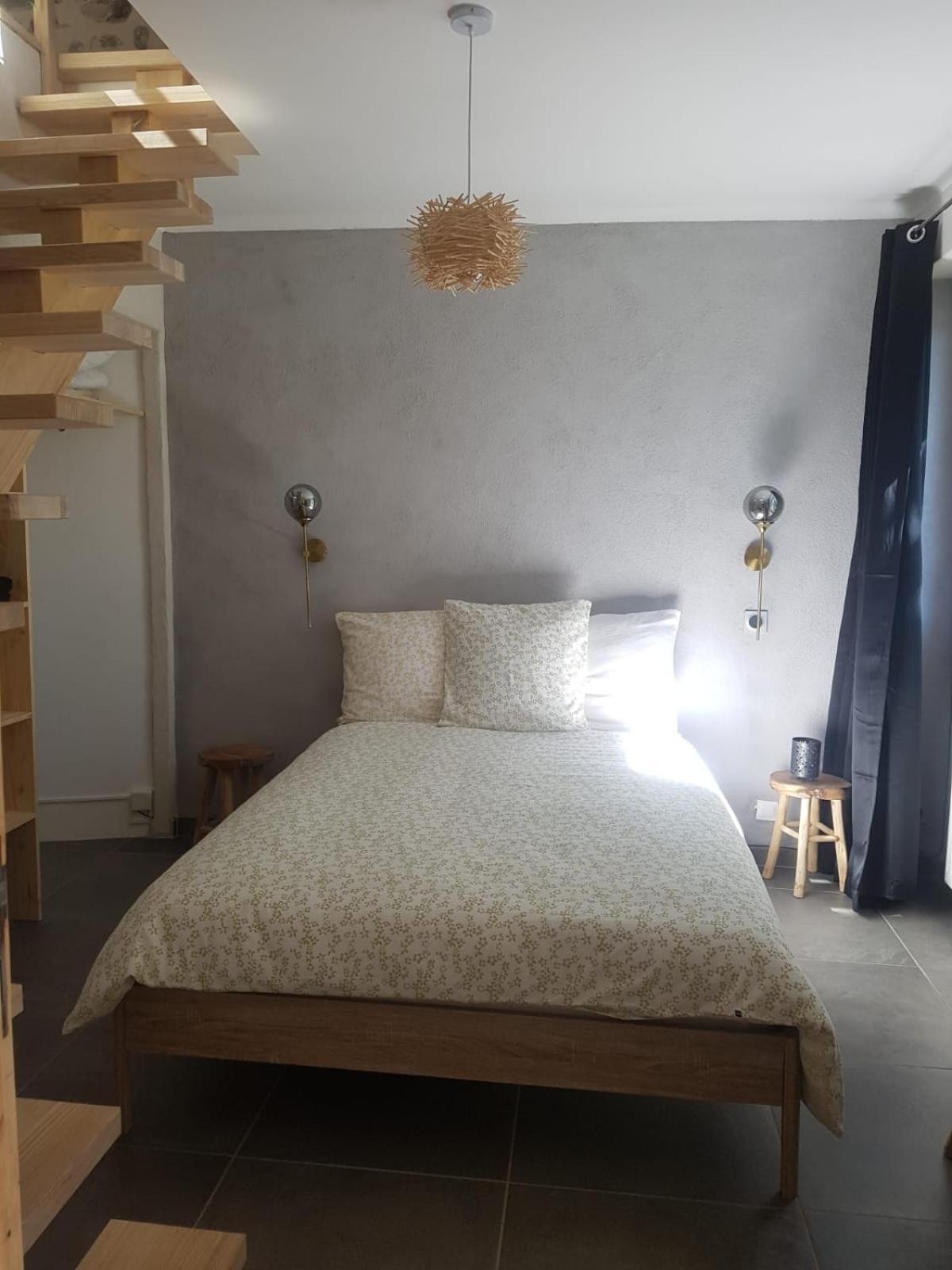 Les Gites Du Saro Chabestan Extérieur photo